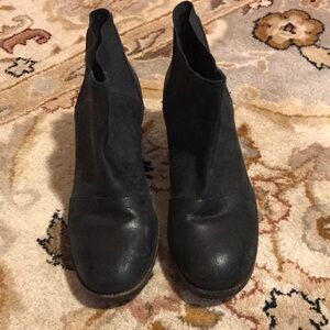 Sorel black ankle boots